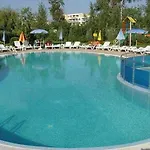 Complex Aquamarine شقة فندقية ابزور