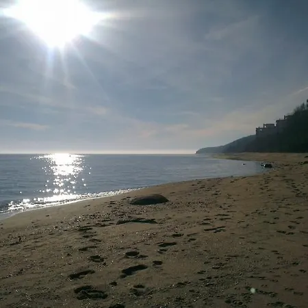 Aparthotel Complex Aquamarine 3*