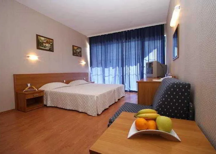 Complex Aquamarine Aparthotel 3*